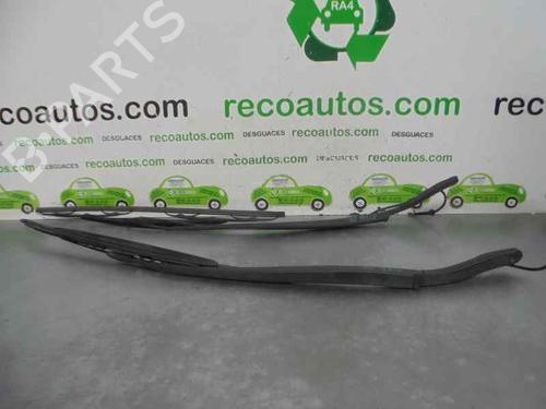 Used Front windshield wiper arm FIAT ULYSSE (179_) 2.2 JTD (128 hp) 4043286