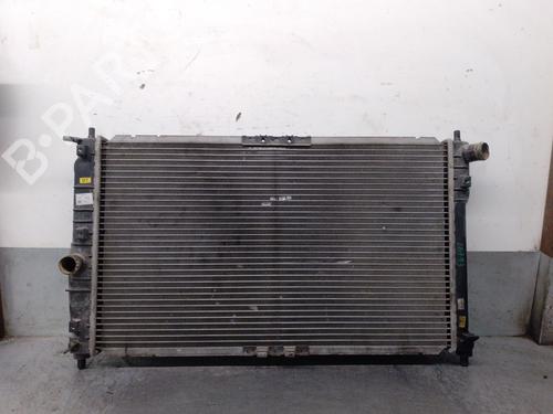 Used Water radiator Water radiator DAEWOO NUBIRA Estate (J150) 1.6 16V (106 hp) 40150858 40150858