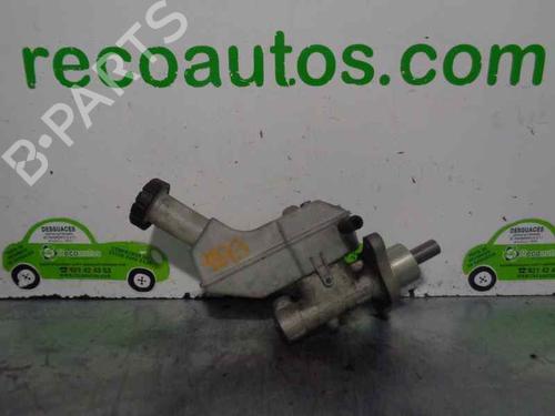 Used Brake master cylinder RENAULT CLIO III (BR0/1, CR0/1) 1.2 16V (BR02, BR0J, BR11, CR02, CR0J, CR11) (75 hp) 4553235