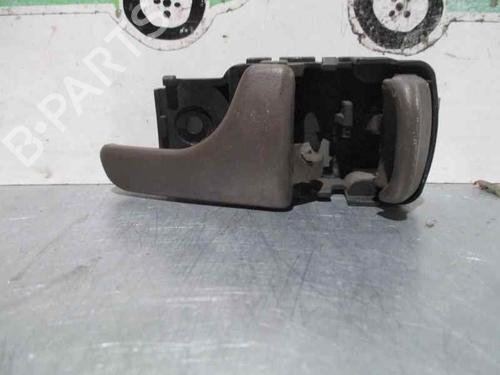 Højre bagtil invendig håndtag NISSAN PRIMERA (P10) 2.0 16V (116 hp) 3216036