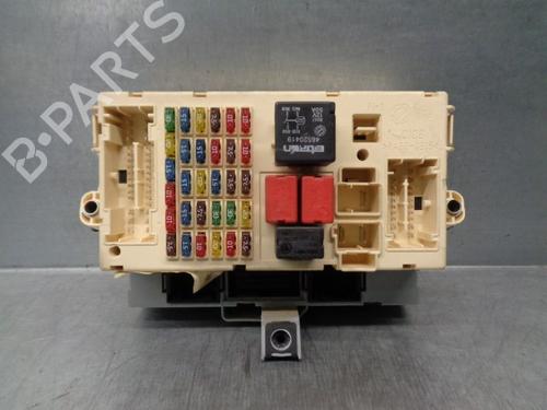 Used Fuse box FIAT PUNTO (188_) 1.2 60 (188.030, .050, .130, .150, .230, .250) (60 hp) 11731984