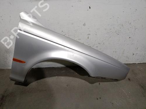 Voorscherm rechts JAGUAR X-TYPE I (X400) 2.5 V6 All-wheel Drive (196 hp) 31161727