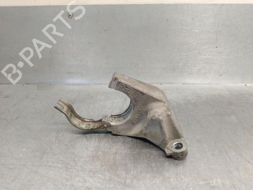 Support de moteur MERCEDES-BENZ VITO Van (W447) 109 CDI (447.601, 447.603, 447.605) (88 hp) 31762513