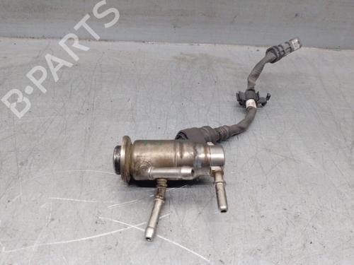 Used Injector FIAT 500L (351_, 352_) 1.3 D Multijet (199.LYM11, 199.LYM1A) (95 hp) 29377705