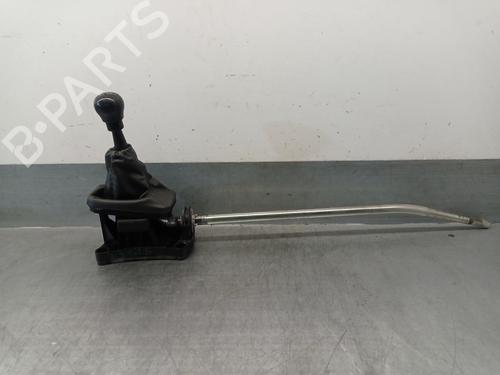 Used Gear lever OPEL MERIVA A MPV (X03) 1.7 DTI (E75) (75 hp) 27321198