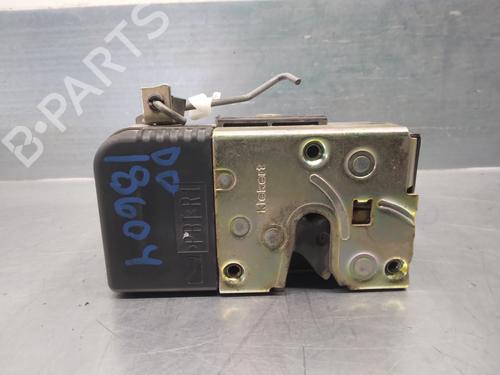 Serrure avant droite PEUGEOT 306 Hatchback (7A, 7C, N3, N5) 1.9 D (69 hp) 15045948