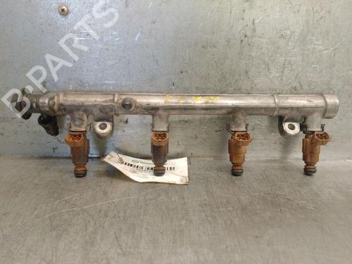 Used Injection rail Injection rail KIA CARENS I MPV (FC, FJ) 1.8 i (110 hp) 35953985 35953985