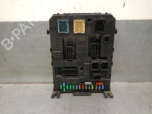 Used Fuse box PEUGEOT 308 I (4A_, 4C_) 1.6 HDi (109 hp) 30686677