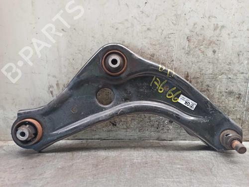 Used Right front suspension arm RENAULT KADJAR (HA_, HL_) [2015-2025]  8082475