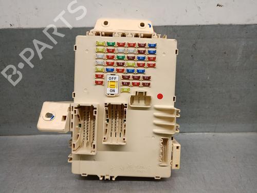 Used Fuse box Fuse box 38096739 38096739
