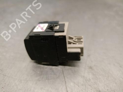 Headlight switch TOYOTA COROLLA Saloon (_E21_) 1.8 VVTi Hybrid (ZWE211, MZEA12) | BP23426392I24 - Image 2