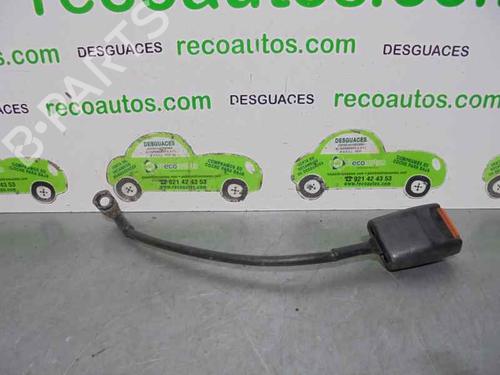 Used Seat buckle TOYOTA LAND CRUISER (_J7_, _JL7_) 3.4 D (BJ70_V, BJ73_) (95 hp) 21018940