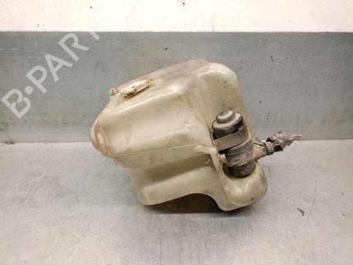 Used Windscreen washer tank MITSUBISHI PAJERO I Canvas Top (L04_G) 2.5 TD (L044G, L049G) (95 hp) 31973945