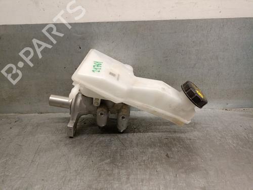 Used Brake master cylinder CITROËN C4 III (BA_, BB_, BC_) 1.2 PureTech 130 (BAHNSA, BAHNSB) (130 hp) 23081243