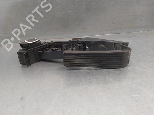 Used Pedal MERCEDES-BENZ S-CLASS (W221, V221) S 320 CDI 4-matic (221.080, 221.180) (235 hp) 18013358