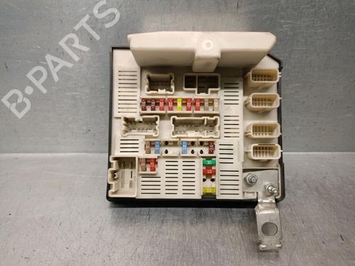 Used Fuse box RENAULT MEGANE II Estate (KM0/1_) 1.9 dCi (131 hp) 23399483