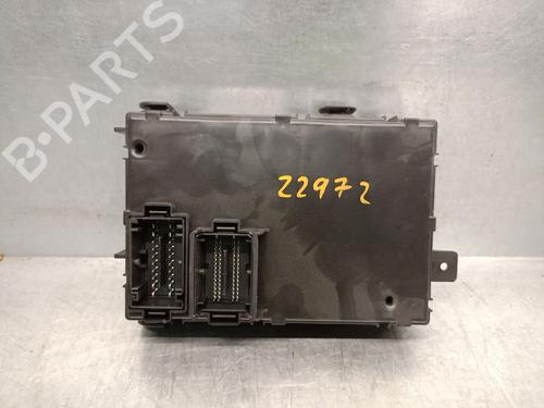 Fuse box OPEL MERIVA B MPV (S10) 1.7 CDTI (75) | BP27467681E1