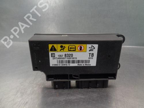 ECU airbags OPEL INSIGNIA A (G09) 2.0 CDTI 4x4 (68) 13578320 | 41086901 | GM