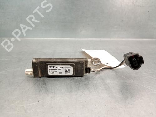 Używane Antena / Podstawa AUDI Q7 (4LB) 3.0 TDI quattro (233 hp) 29924661