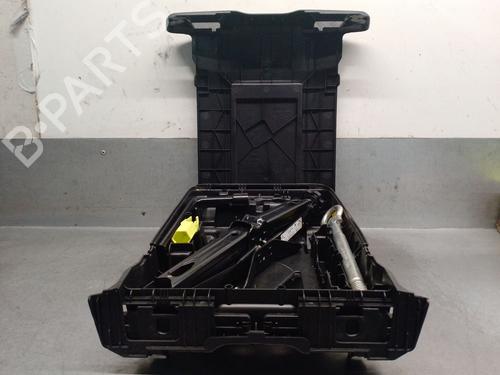 Used Jack Kit FIAT SCUDO Van 1.5 Multijet 120 (506) (120 hp) 32229930