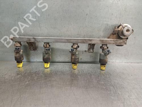 Used Injection rail OPEL ASTRA G Hatchback (T98) 1.6 16V (F08, F48) (101 hp) 31095780
