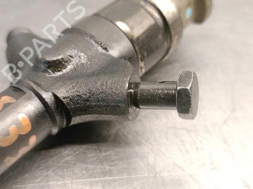 Injector TOYOTA AVENSIS Saloon (_T25_) 2.0 D-4D (CDT250_, CDT250R) | BP29009022M100 