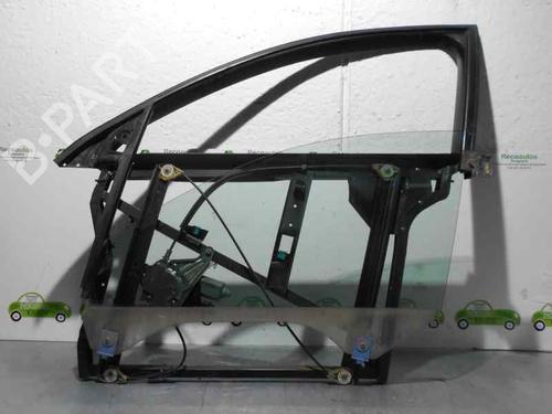 Rudehejsemekanisme ventre foran AUDI A6 C5 Avant (4B5) 2.4 quattro (165 hp) 2112493