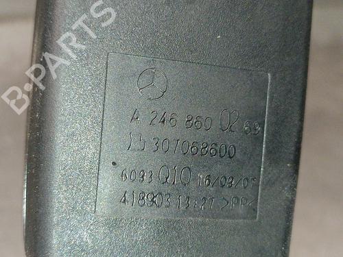 Engate do cinto INFINITI QX30 2.2 D AWD | BP38704031I32 - Image 5