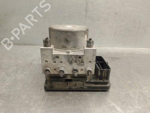 Used ABS pump PEUGEOT 2008 I (CU_) 1.2 THP 110 / PureTech 110 (110 hp) 32659272