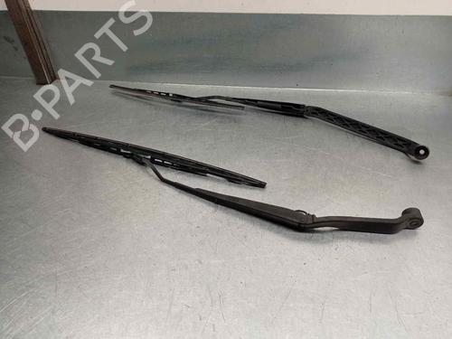 Used Front windshield wiper arm MITSUBISHI OUTLANDER I (CU_W) 2.4 4WD (CU5W) (160 hp) 10738563
