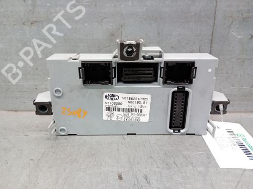 Used Electronic module Electronic module FIAT STILO (192_) 1.4 16V (192AXH1B, 192BXH1B) (95 hp) 33621475 33621475