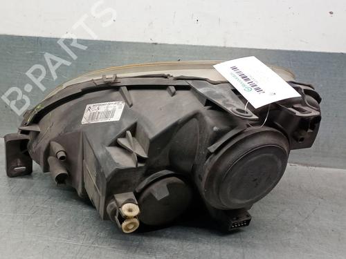 Right headlight CITROËN XSARA (N1) 2.0 HDi 109 | BP32403020C29