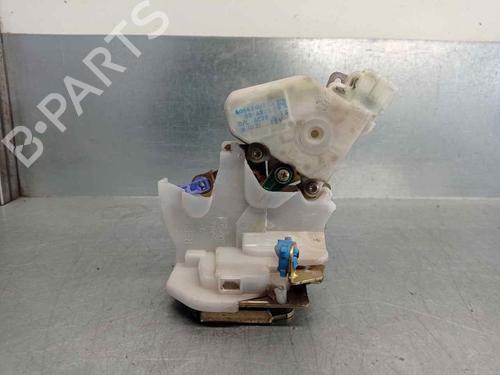 Used Rear right lock NISSAN X-TRAIL I (T30) 2.2 dCi 4x4 (136 hp) 10520829