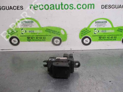 Used Left rear window switch NISSAN PATHFINDER III (R51) 2.5 dCi (174 hp) 2513936