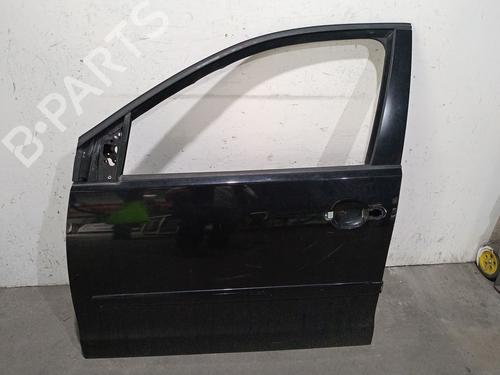 Portier links voor Portier links voor VW POLO IV (9N_, 9A_) 1.4 TDI (75 hp) 37613444 37613444
