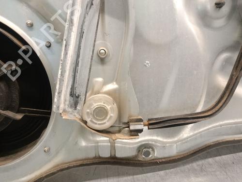 Rudehejsemekanisme ventre foran KIA CEE'D Hatchback (ED) 1.4 | BP31015155C22