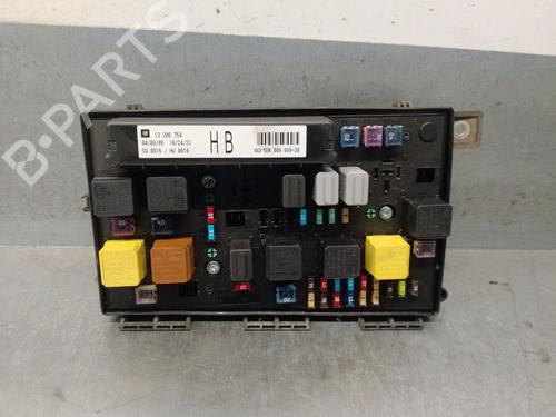 Used Fuse box OPEL ZAFIRA / ZAFIRA FAMILY B (A05) 1.8 LPG (M75) (140 hp) 29135579