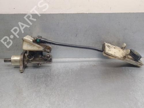 Used Brake master cylinder FORD FOCUS C-MAX (DM2) 1.6 TDCi (109 hp) 22809850