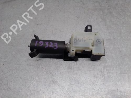 Used Fuel door actuator Fuel door actuator MERCEDES-BENZ B-CLASS Sports Tourer (W245) B 200 TURBO (245.234) (193 hp) 16135245 16135245