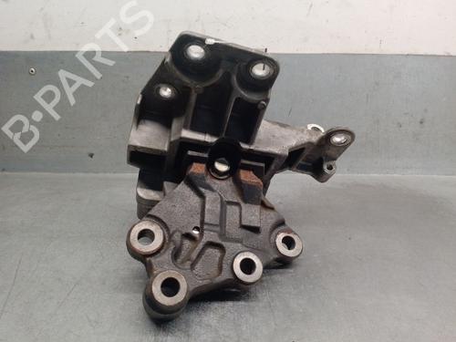 Soporte motor NISSAN X-TRAIL III (T32_, T32R, T32RR) 1.6 dCi (T32) (130 hp) 32289455