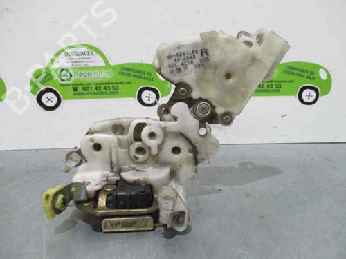 Used Front right lock NISSAN TERRANO II (R20) 2.7 TDi 4WD (125 hp) 2088053
