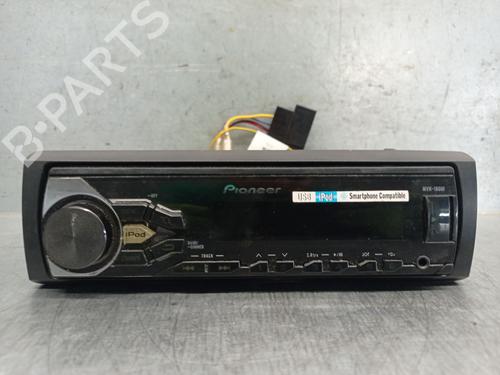 Used Radio AUDI A4 B6 (8E2) 1.9 TDI (130 hp) 26683185