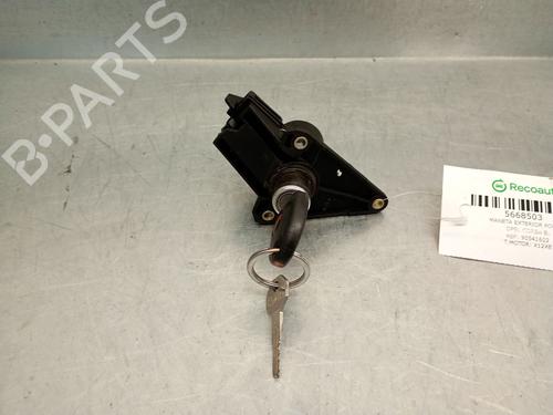 Used Tailgate handle OPEL CORSA B (S93) 1.2 i 16V (F08, F68, M68) (65 hp) 29270926