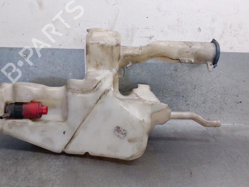 Used Windscreen washer tank Windscreen washer tank VOLVO V40 Estate (645) 1.9 DI (95 hp) 34583227 34583227