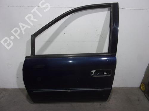 Used Left front door CHRYSLER VOYAGER IV (RG, RS) 2.8 CRD (150 hp) 16138617