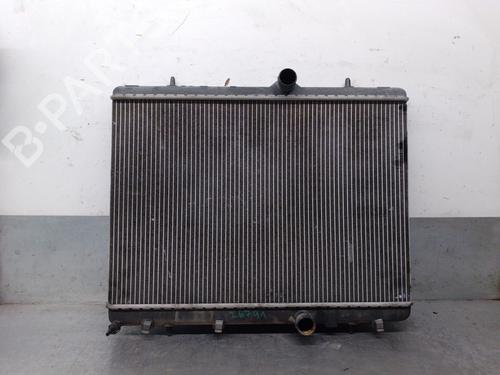 Used Water radiator Water radiator PEUGEOT 407 (6D_) 2.0 HDi 135 (6DRHRH, 6DRHRE, 6DRHRG, 6DRHRJ) (136 hp) 40121231 40121231