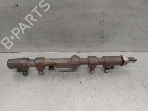 Injection rail FORD MONDEO III Saloon (B4Y) 2.0 TDCi | BP28215121M98 