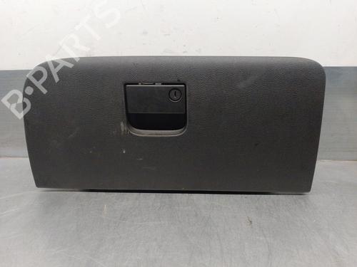 Used Glove box Glove box 16930140 16930140