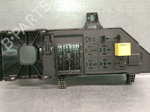 Zekeringkast OPEL VECTRA C (Z02) 3.0 CDTi (F69) (184 hp) 30451326