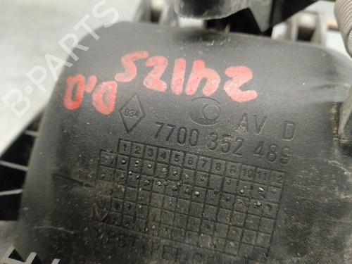 Poignée extérieure avant droite RENAULT MASTER II Bus (JD) 2.8 dTI (JD0B, JD0F, JD1B, JD1F) | BP30962952C129